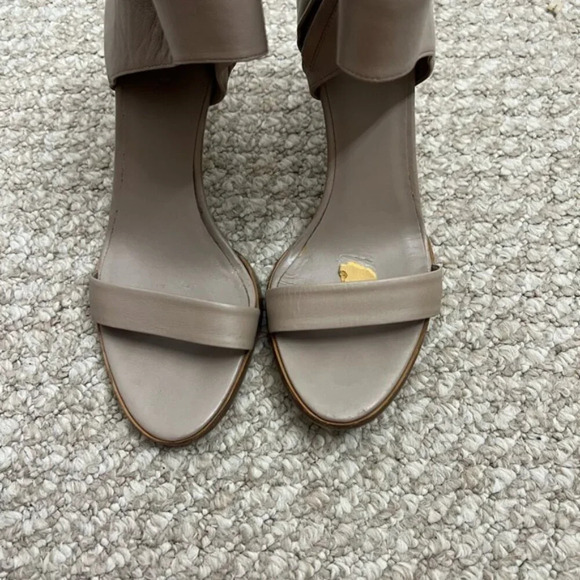 Vince heels strappy leather size 7.5 brown  gray - Picture 2 of 13